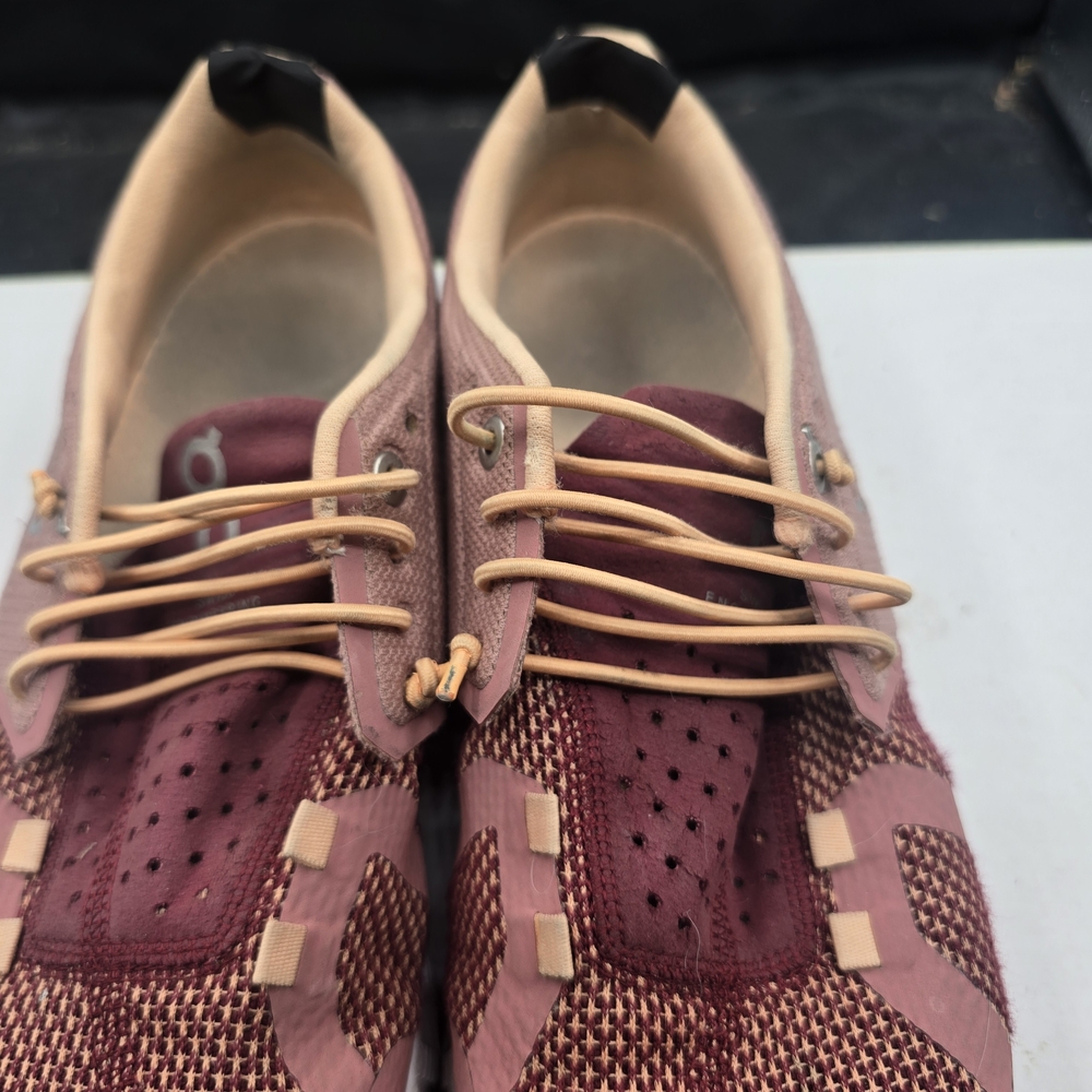 On Running Burgundy and Tan Sneakers